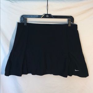 LIKE NEW Nike Tennis Skort